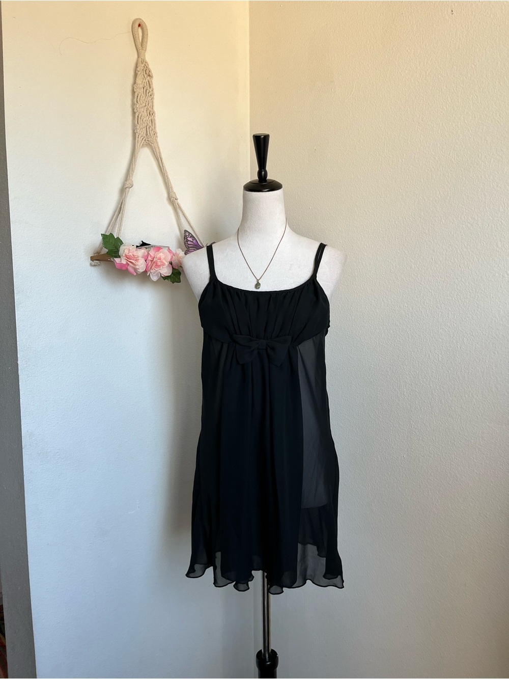 Black Spaghetti-Strap Babydoll Dress size M